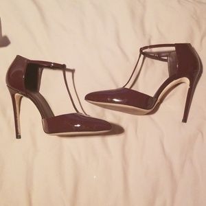 Gucci Brooke T strap heels